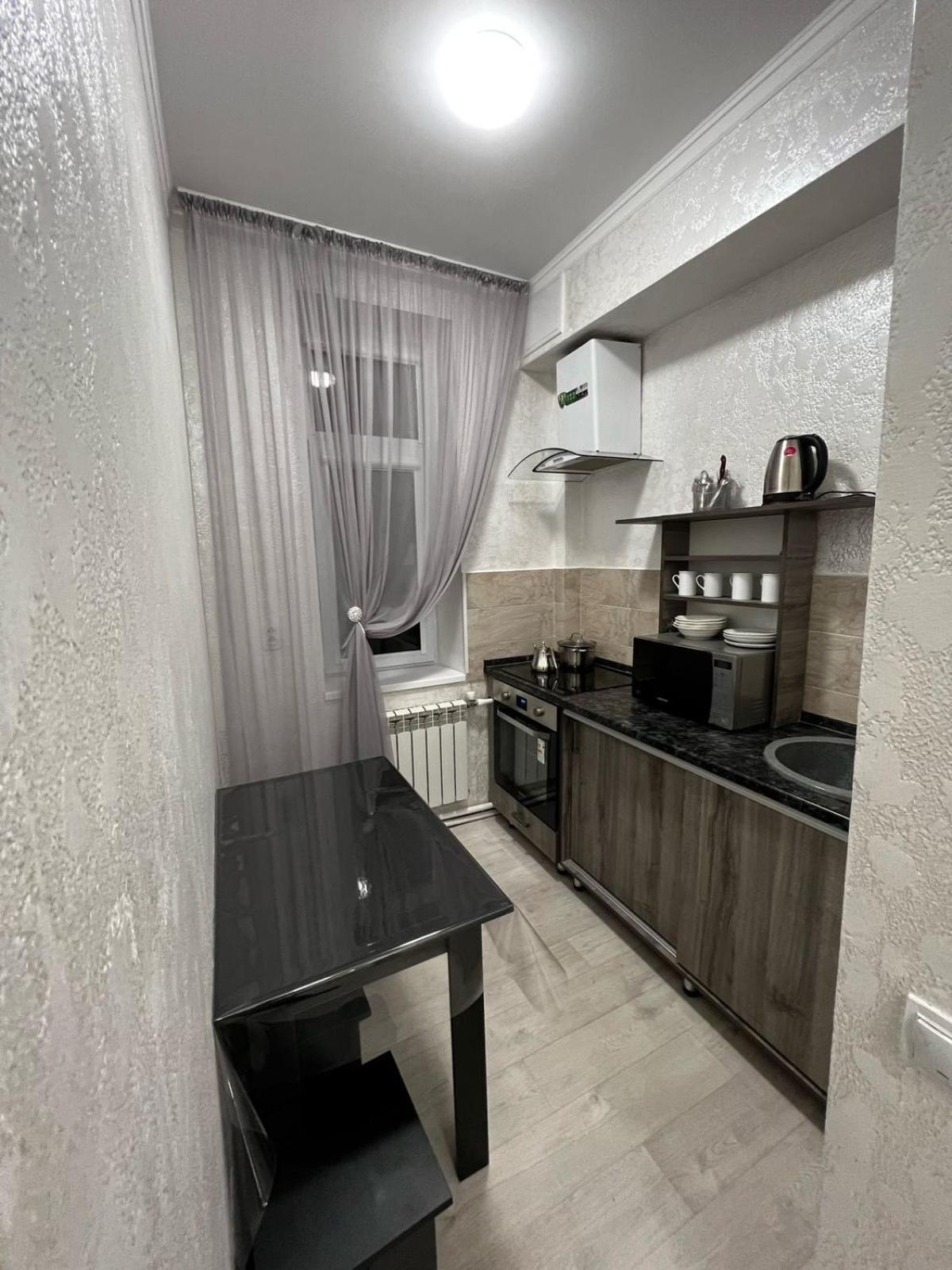 На Майлина Appartement Turksib Buitenkant foto